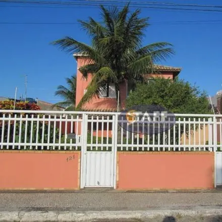 Buy this 3 bed house on Rua Antônio Feliciano Cardozo in Cabo Frio - RJ, 28910-190