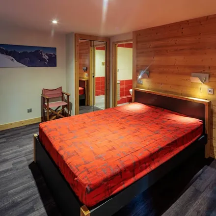 Rent this 5 bed condo on 73790 Tours-en-Savoie