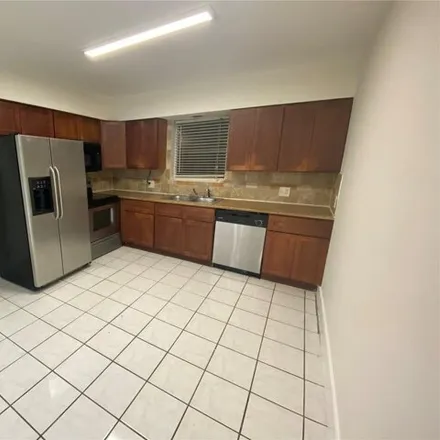 Rent this 3 bed apartment on 1757 Washington Street in Hollywood, FL 33020