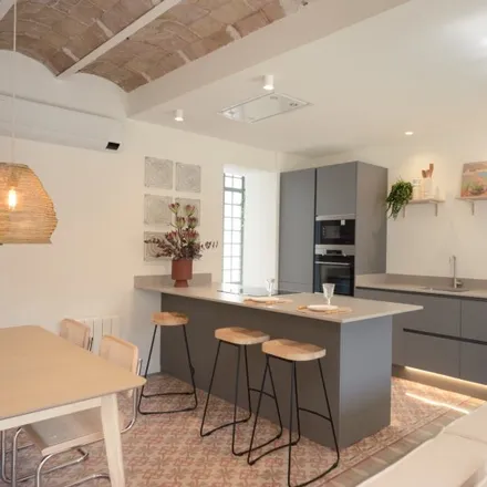 Rent this 5 bed apartment on Via Laietana in 24B, 08003 Barcelona