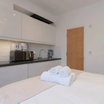 Image 12 - Wicklow Street, London, WC1X 9AY, United Kingdom - Apartment for rent
