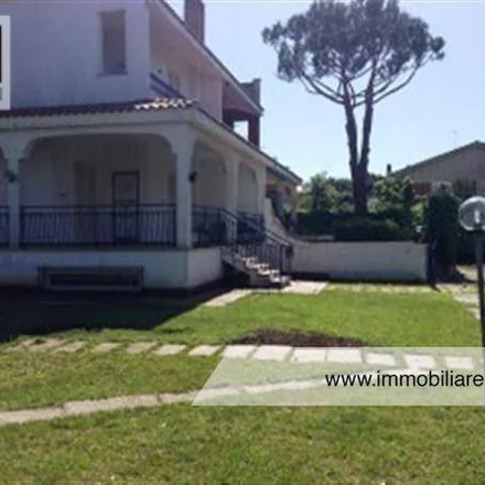 Image 2 - Viale dei Gladioli, 00042 Anzio RM, Italy - Apartment for rent