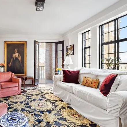 Buy this studio apartment on 140 Pinehurst Avenue in New York, NY 10033