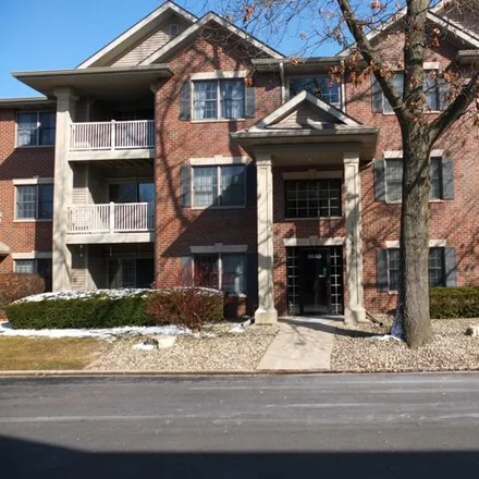 Buy this 2 bed condo on 1686 White Oak Circle in Munster, IN 46321