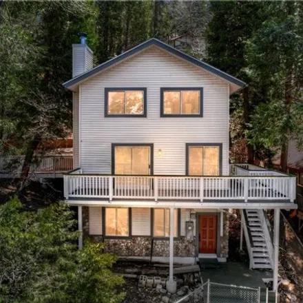 Buy this 3 bed house on 844 Lake Drive in Skyforest, Lake Arrowhead