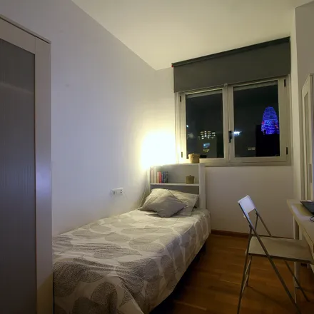 Rent this 1 bed room on Carrer d'Andrade in 151, 08001 Barcelona