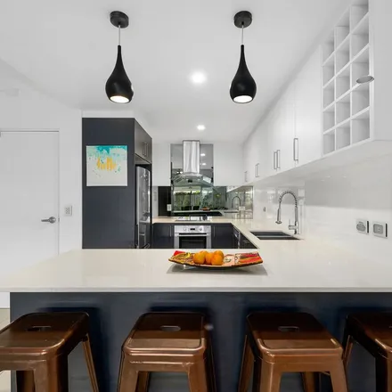 Image 2 - 12 Lutana Street, Stafford QLD 4053, Australia - Apartment for rent