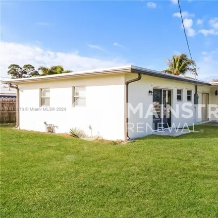 Rent this 3 bed house on 1956 Baythorne Road in Palm Beach County, FL 33415