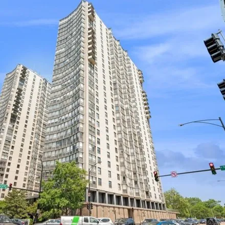 Buy this 2 bed condo on 5701 N Sheridan Rd Apt 8A in Chicago, Illinois
