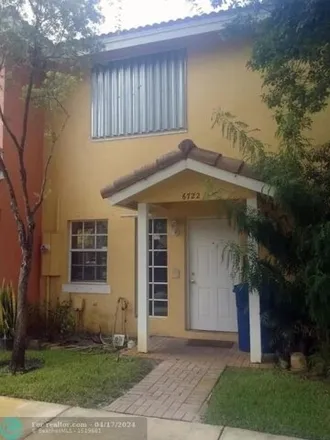 Image 1 - 6700 Sienna Club Drive, Lauderhill, FL 33319, USA - Townhouse for rent