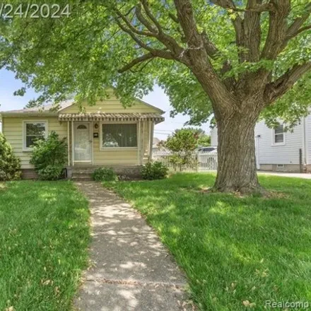Buy this 3 bed house on 1481 Orchard Street in Wyandotte, MI 48192