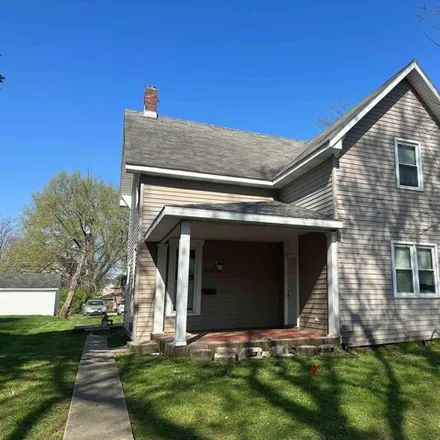 Buy this 5 bed house on 229 North Dicks Street in Muncie, IN 47303