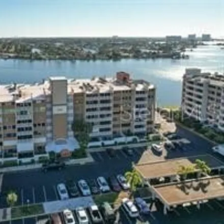 Image 3 - 498 Treasure Island Causeway, Treasure Island, Pinellas County, FL 33706, USA - Condo for rent