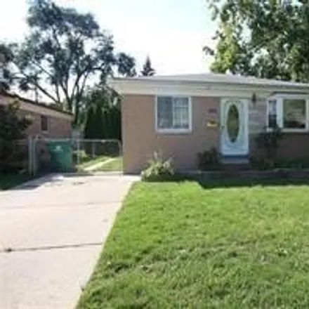Rent this 4 bed house on 22095 Piper Avenue in Eastpointe, MI 48021