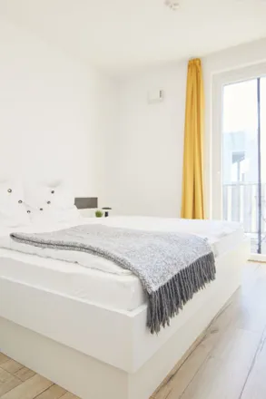 Rent this 3 bed apartment on donaubase in Kaisermühlenstraße 14, 1220 Vienna