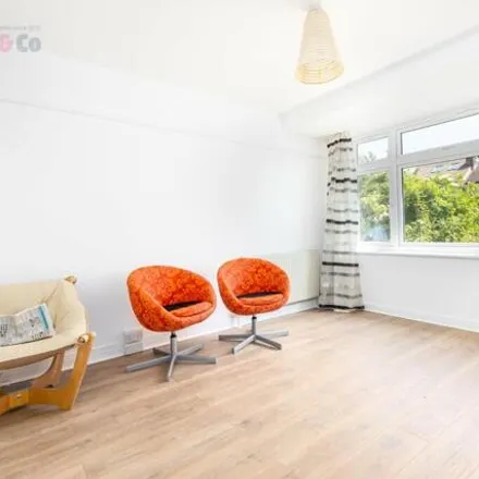 Image 3 - Conway Crescent, Ealing, Great London, Ub6 - House for sale