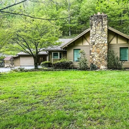 Buy this 3 bed house on 5832 Raccoon Road in Pike County, KY 41557