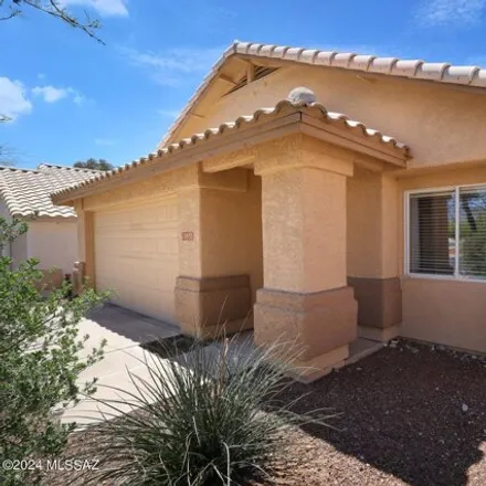 Buy this 3 bed house on North Double Eagle Court in Oro Valley, AZ