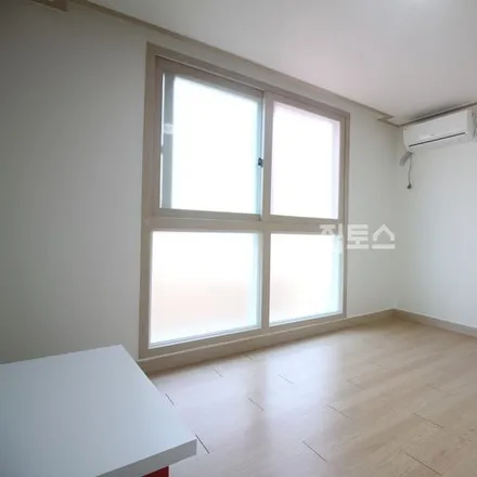 Image 5 - 서울특별시 강남구 논현동 182-6 - Apartment for rent