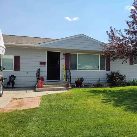 Buy this 3 bed house on 1401 East Park Avenue in Riverton, WY 82501