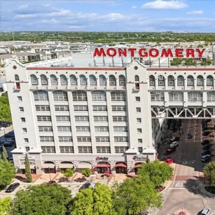 Image 1 - Montgomery Plaza, 2600 West 7th Street, Fort Worth, TX 76107, USA - Condo for sale