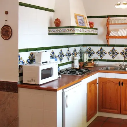 Rent this 2 bed house on 18690 Almuñécar