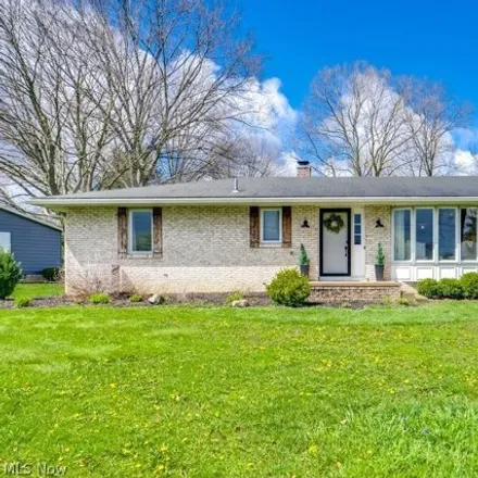 Buy this 3 bed house on 427 Jerome Avenue in Orrville, OH 44667