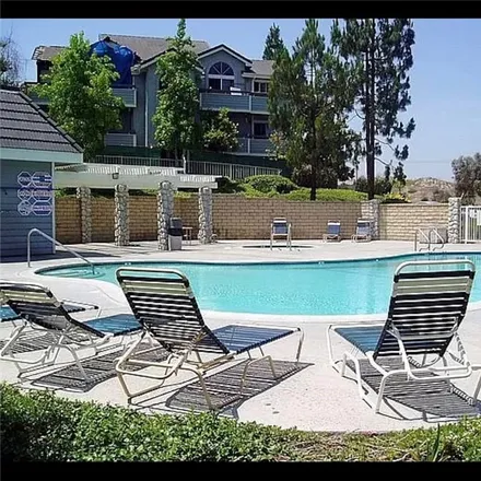 Buy this 2 bed condo on 20344 Rue Crevier in Santa Clarita, CA 91351