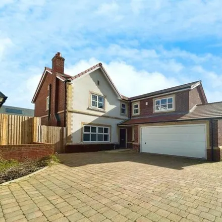 Rent this 5 bed house on D'Urton Lane in Broughton, PR3 5LE