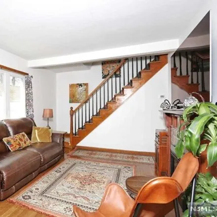 Image 7 - 22 Terrace Street, Bergenfield, NJ 07621, USA - House for sale