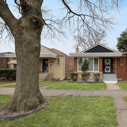 Image 2 - 10548 S Eberhart Ave, Chicago, Illinois, 60628 - House for sale