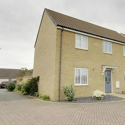 Rent this 4 bed house on Duke Meadows in Market Deeping, PE6 8FP