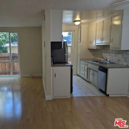 Rent this 1 bed condo on 631 North Sweetzer Avenue in West Hollywood, CA 90048