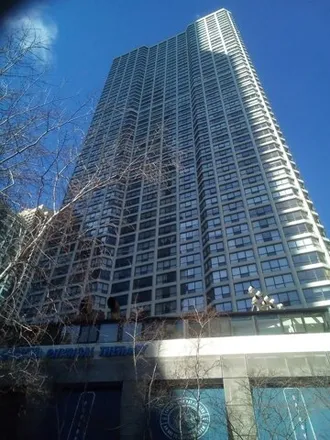 Rent this 1 bed condo on River Plaza in 405 North Wabash Avenue, Chicago