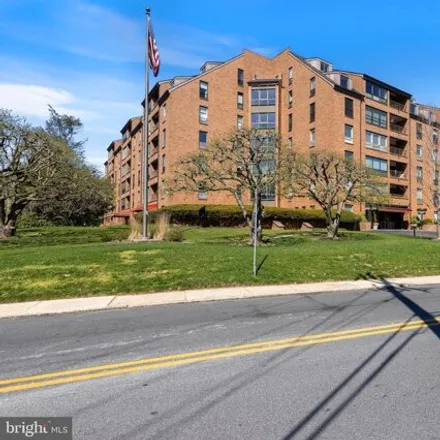 Image 1 - 429 apartments, West Montgomery Avenue, Bryn Mawr, Lower Merion Township, PA 19010, USA - Condo for sale