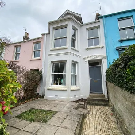 Rent this 4 bed house on Arwyn Place in Falmouth, TR11 4BB