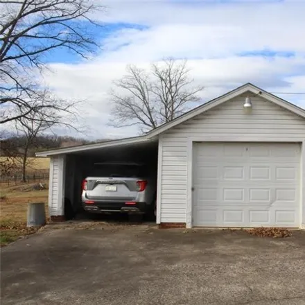 Image 6 - 3656 Trinity Church Road, Burke County, NC 28690, USA - House for sale