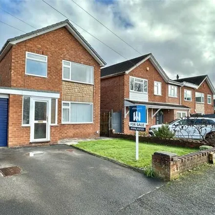 Buy this 3 bed house on Denbigh Close in Wrexham, LL12 7TS