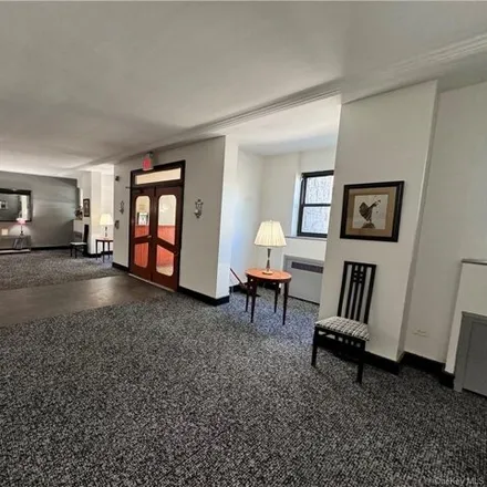 Image 3 - 30 Clinton Place, City of New Rochelle, NY 10801, USA - Apartment for sale