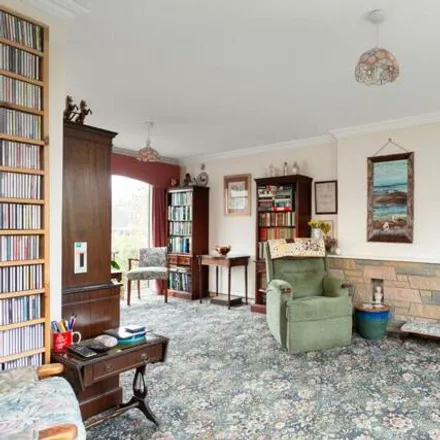 Image 3 - Clarendon Crescent, Linlithgow, EH49 6AW, United Kingdom - House for sale