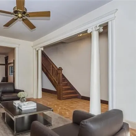 Image 4 - 1776 West 10th Street, New York, NY 11223, USA - House for sale