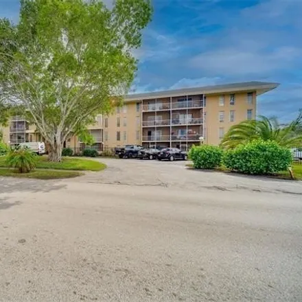 Rent this 1 bed condo on 2408 Northwest 49th Avenue in Lauderdale Lakes, FL 33313