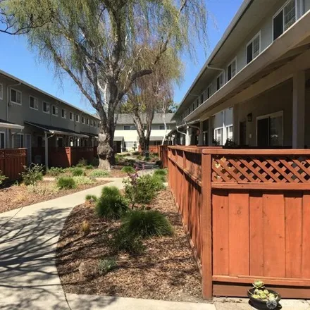 Rent this 2 bed townhouse on unnamed road in San Leandro, CA 94579