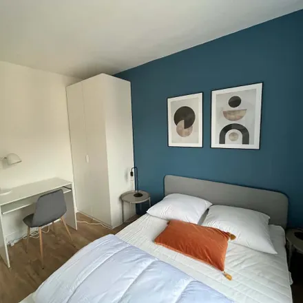 Rent this 1 bed room on 17 Rue Caulaincourt in 75018 Paris, France