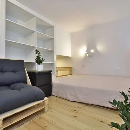 Rent this 1 bed apartment on Stefana Jaracza 65 in 90-251 Łódź, Poland