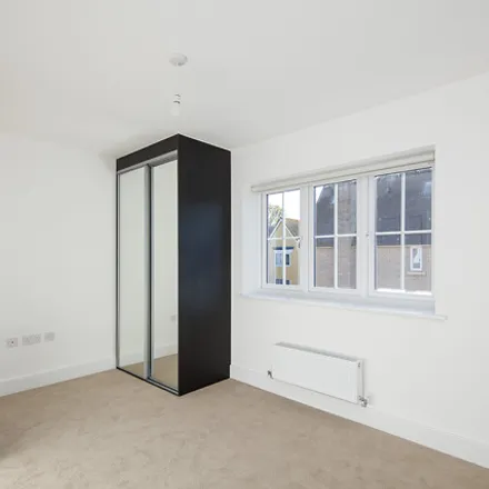 Image 6 - Wildeve Avenue, Horkesley Heath, CO4 6EF, United Kingdom - Duplex for rent