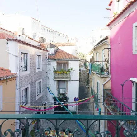 Image 2 - Vinho na morgadinha, Rua da Regueira 51, 1100-218 Lisbon, Portugal - Apartment for rent