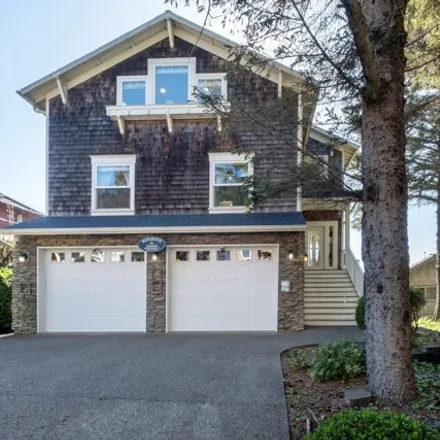 Buy this 5 bed house on 1777 Southwest Coast Avenue in Lincoln City, OR 97367