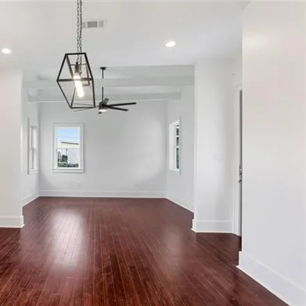 Image 7 - 3429 Willow Street, New Orleans, LA 70115, USA - House for sale