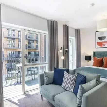 Image 4 - Netley Road, London, TW8 0SH, United Kingdom - Apartment for rent